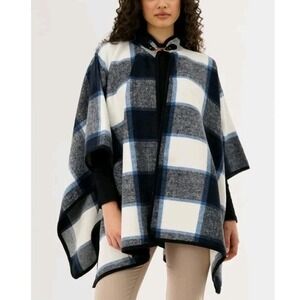 New! Canada Weather Gear Plaid Cape Shawl Poncho Blue White One Size Soft Fleece